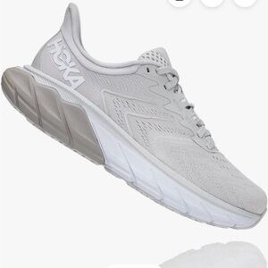 hoka women’s arahi 5 gray